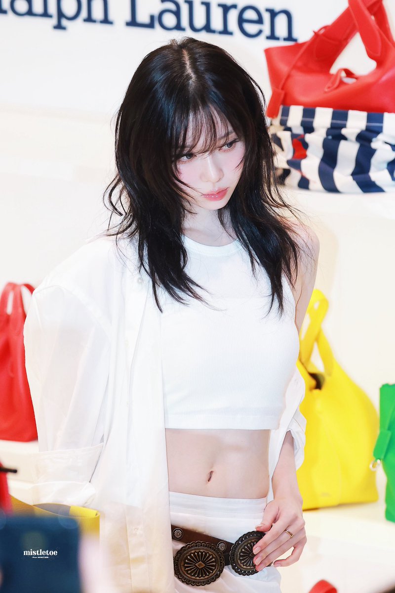 aespacyforyou's tweet image. ralph lauren once again showing off that wabs 🤤🤤