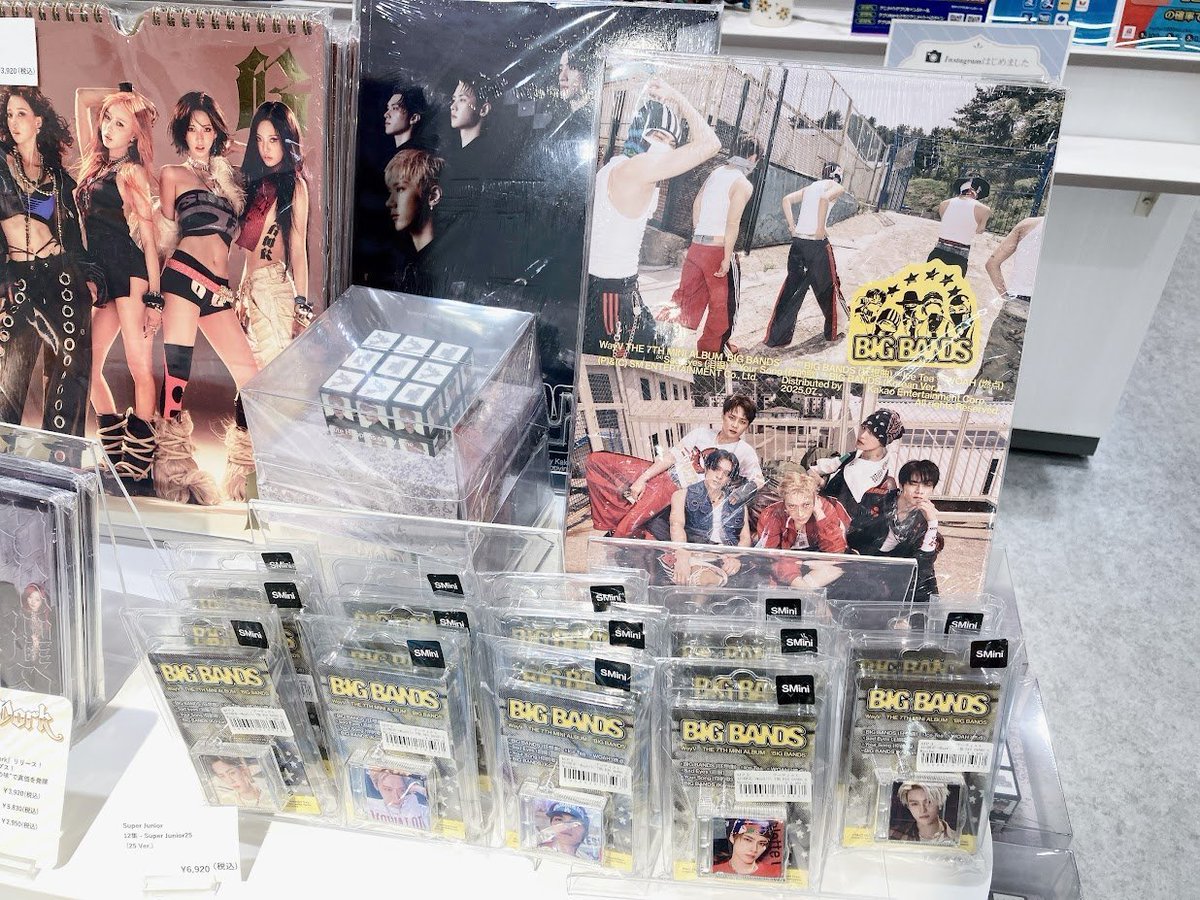 animateIS's tweet image. 💚#WayV 商品情報💚

WayVさんの
ミニ 7集 [BIG BANDS]
絶賛販売中！

是非ご来店の際はチェックしてみてください♪

#威神V #WITHMUU #アニメイトインポートショップ池袋