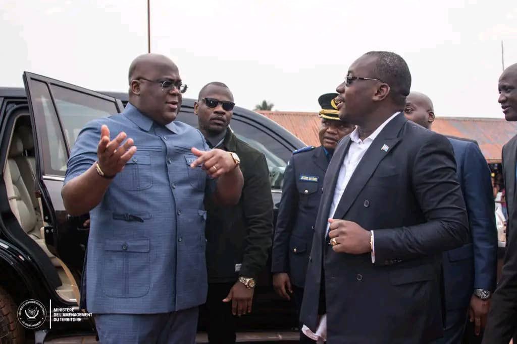 Avis personnel 
🎙️Il est temps pour Mme <a href="/Evebazaiba/">Eve Bazaiba</a> et Mr <a href="/Guy_Loando/">Guy Loando Mboyo</a> d’aller se reposer pour se ressourcer… 
➡️Une nouvelle dynamique s’impose