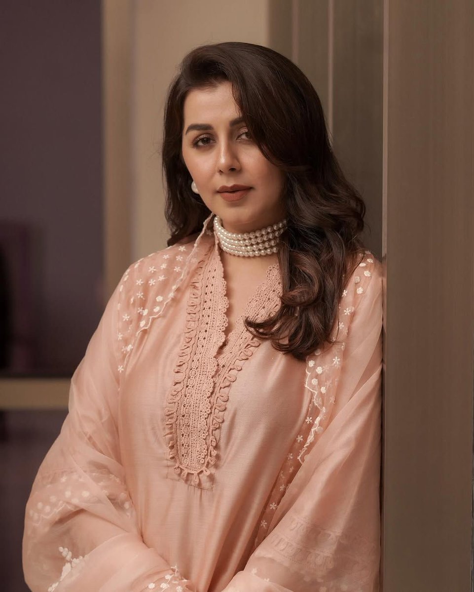 KollyBuzz's tweet image. #NikkiGalrani