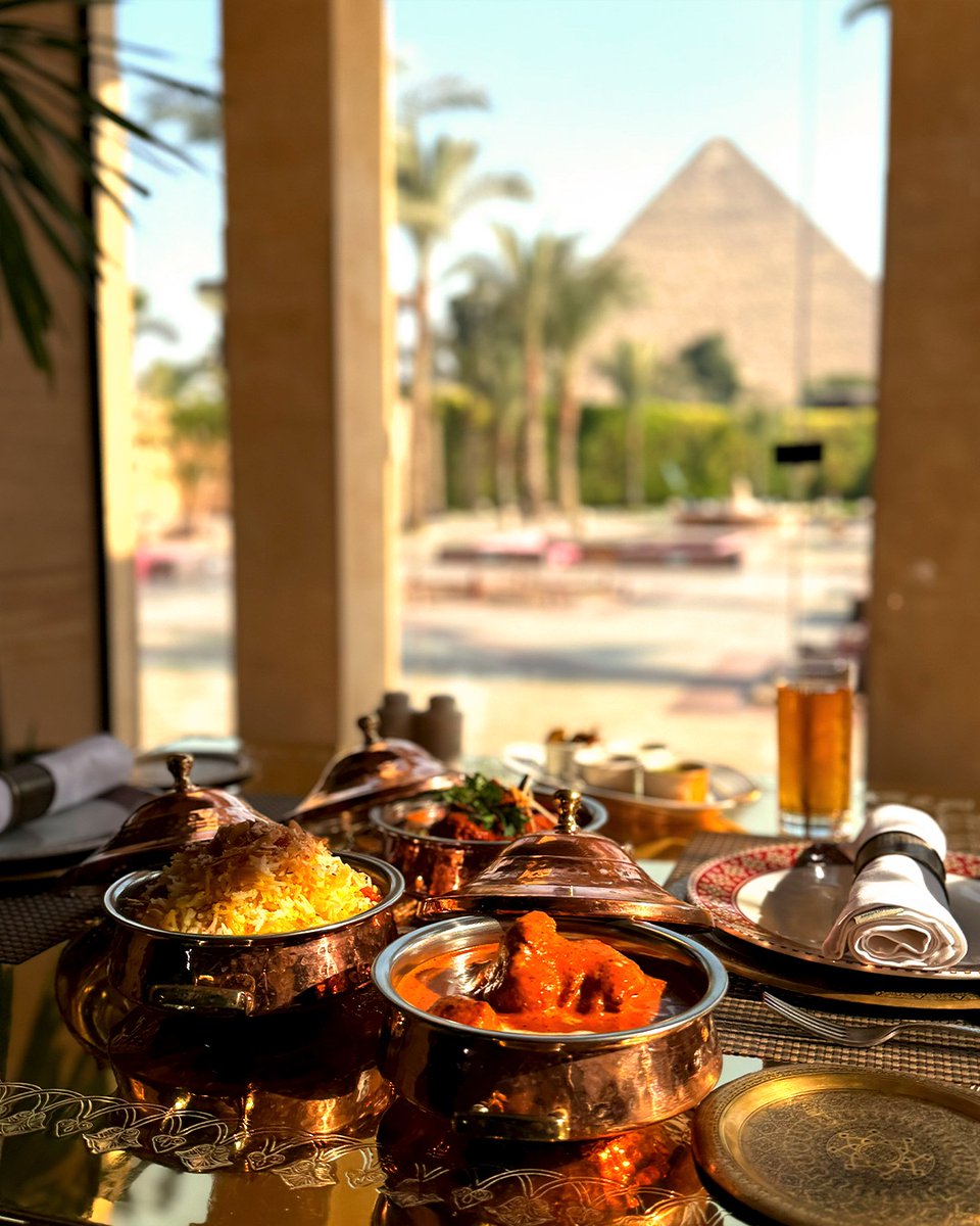 Only Moghul Room restaurant can transport you on a flavorful journey through vibrant aromas, rich savories and a captivating ambiance inspired by the heart of India.