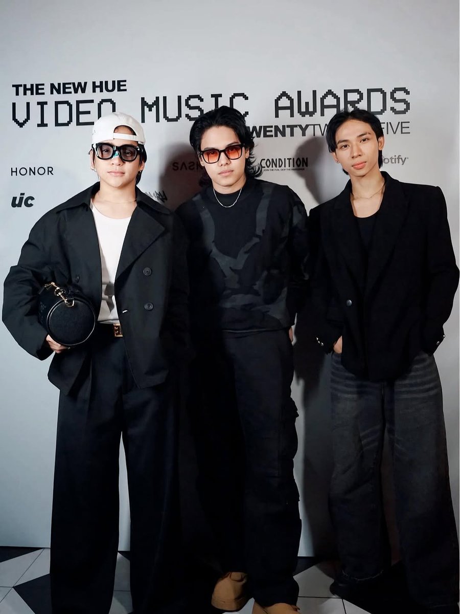 ZENFL0WER's tweet image. ALAMAT: Redefining talent and style at The New Hue Music Video Awards 2025 ๐๐ฅ
(c) viva_records
#ALAMAT #ALAMAT_TOMAS #ALAMAT_RJI #ALAMAT_TANEO