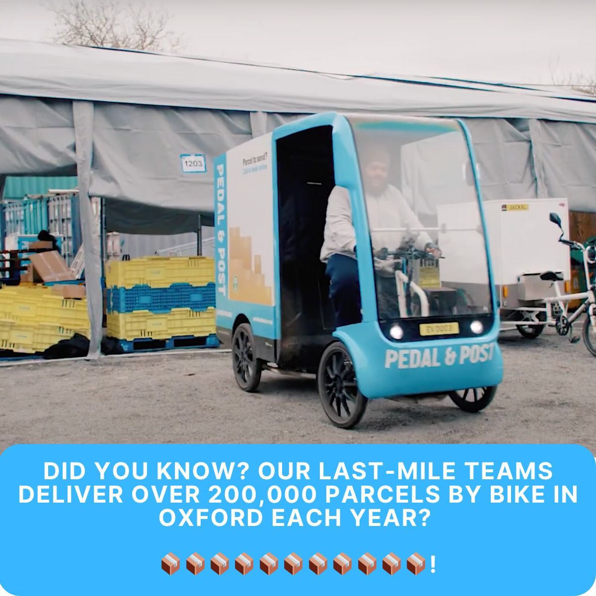 PedalandPost's tweet image. 📦💨 Did You Know?

Our last-mile cargo bike teams deliver over 200,000 parcels across Oxford every single year! That’s thousands of emissions-free deliveries every week - zipping through the city faster, cleaner, and smarter. 🌍🚴‍♂️💚