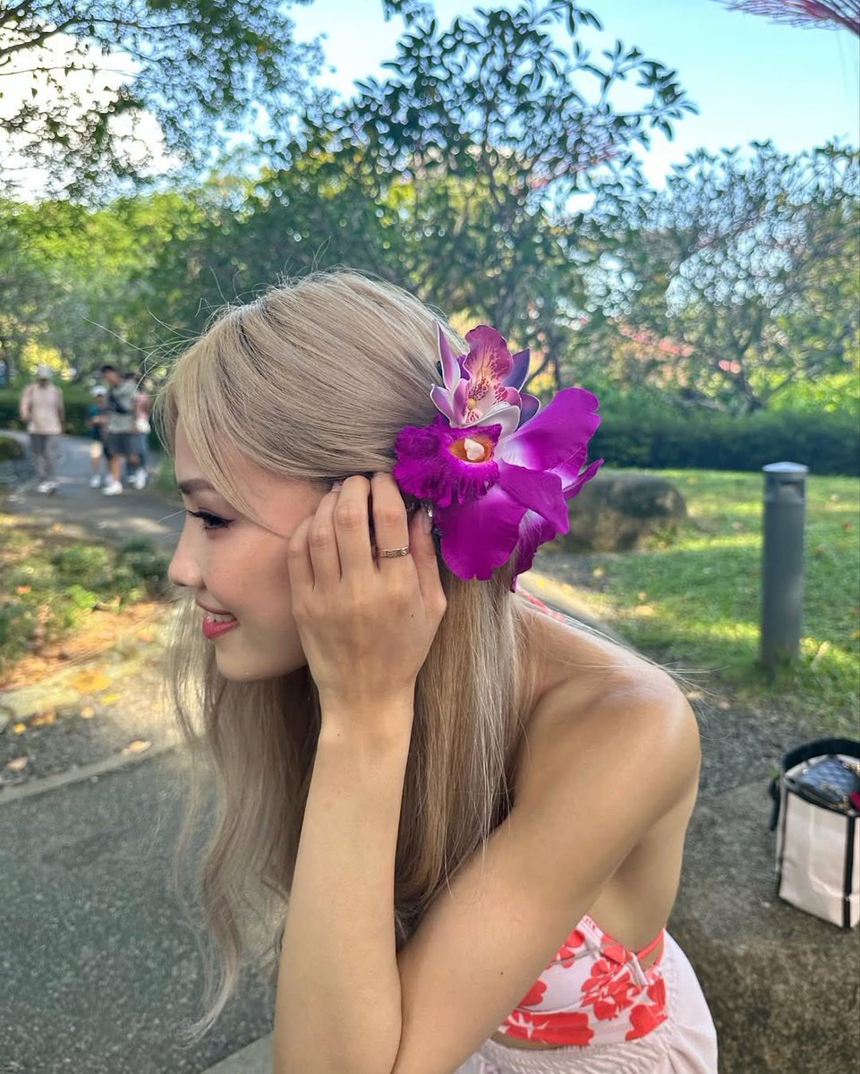 corner9610111's tweet image. 🐰: 웅 모라구??
언니 못 들었어 다시 말해주라 ㅎㅎ