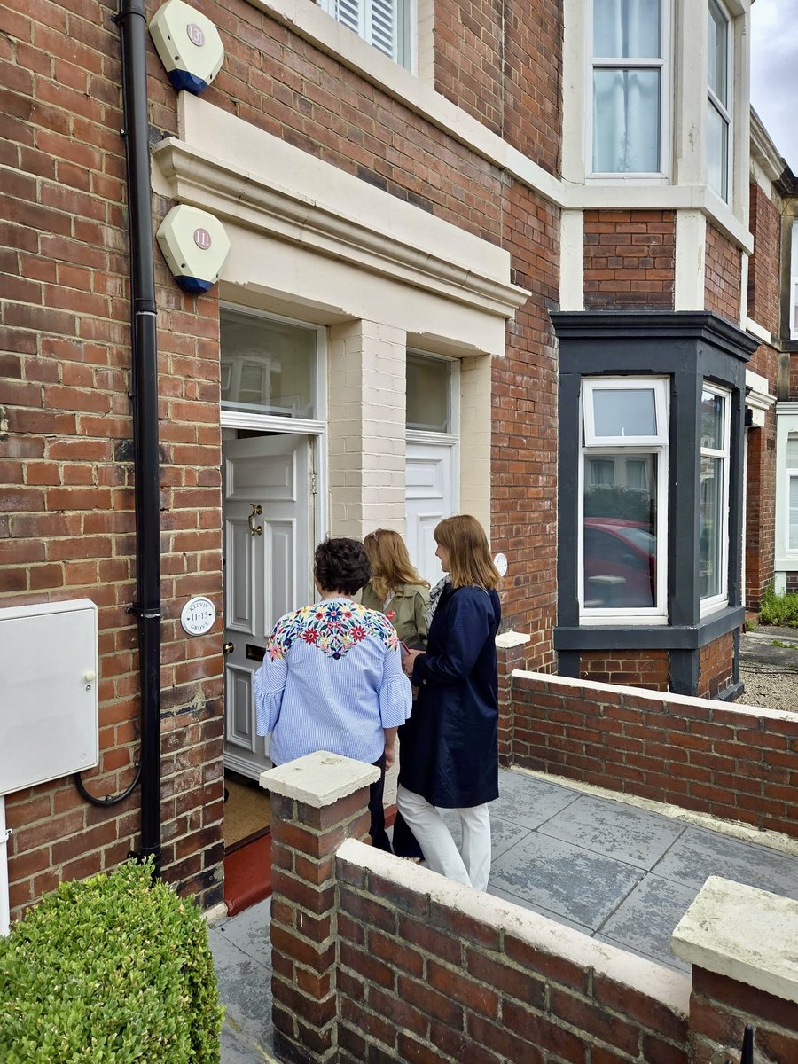 Catherine McKinnell MP (@cmckinnellmp) on Twitter photo Out on the doorstep in Sandyford with <a href="/RachelReevesMP/">Rachel Reeves</a>, <a href="/KiMcGuinness/">Kim McGuinness</a>, Susan Dungworth & Alex Hay chatting to residents about Labour’s Plan for Change 💪
Great support for @uklabour’s Owen Bell in the upcoming South Jesmond by-election on August 14th Out on the doorstep in Sandyford with <a href="/RachelReevesMP/">Rachel Reeves</a>, <a href="/KiMcGuinness/">Kim McGuinness</a>, Susan Dungworth & Alex Hay chatting to residents about Labour’s Plan for Change 💪
Great support for @uklabour’s Owen Bell in the upcoming South Jesmond by-election on August 14th