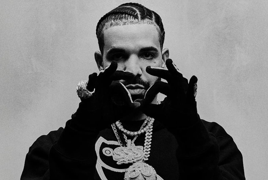 stereoboard's tweet image. .@Drake has postponed tonight's show at @TheCoopLive, Manchester due to travel logistics.
The rapper has already set a new date, and tickets remain valid for the rescheduled show on August 5: tinyurl.com/y4n8mr5e