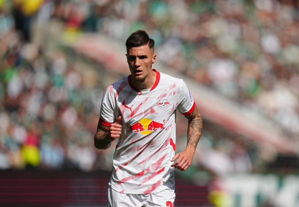 TheUTDHQ's tweet image. 🚨 JUST IN: Manchester United and Newcastle have both outlined their projects and financial proposals to Benjamin Šeško.
The final decision now rests with the PLAYER and his representatives. Formal offers are set to be submitted to RB Leipzig following the existing verbal…