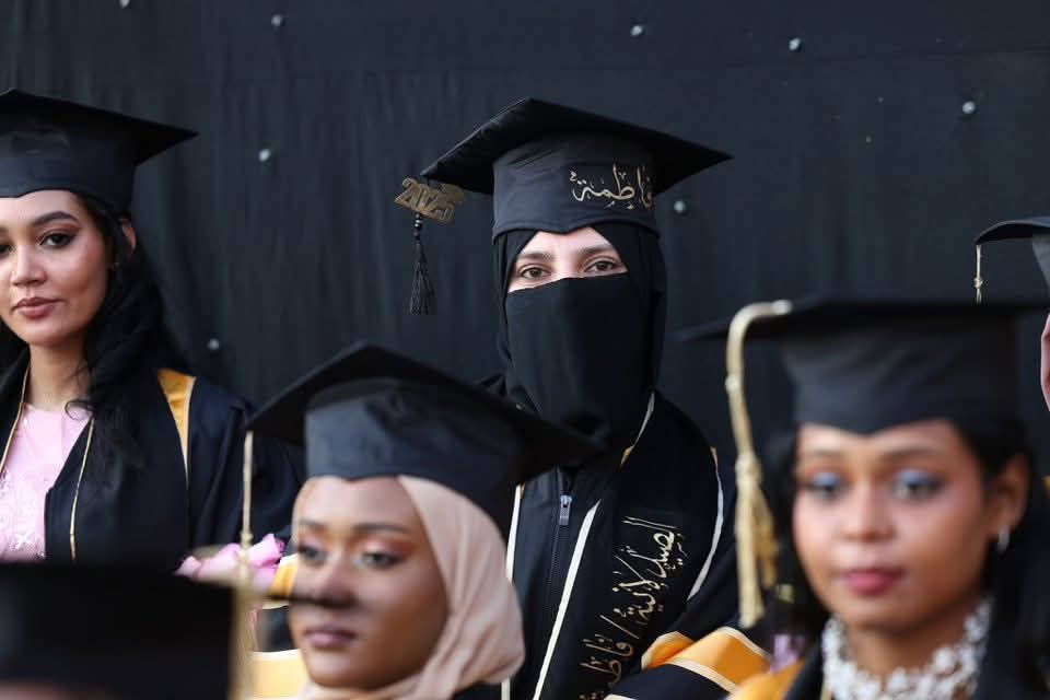 sudannabaa's tweet image. احتفلت جامعة الأحفاد للبنات بتخريج 47 طالبة من كلية الصيدلة، وذلك في فعالية مميّزة أُقيمت بالتعاون مع الأكاديمية العربية للعلوم بالقاهرة.
#السودان #نبأ_السودان #Nabaa
تابع قناة نبأ السودان في واتساب:
whatsapp.com/channel/0029Va…