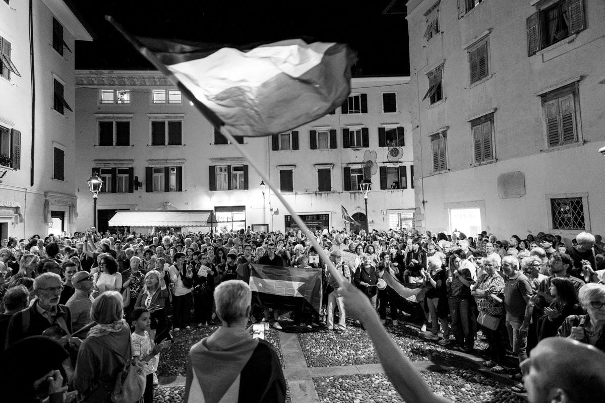 MatteoFesti's tweet photo. Gaza muore di fame, disertiamo il silenzio

@gazalastday #disertiamoilsilenzio https://t.co/Mb4IC9tBmc