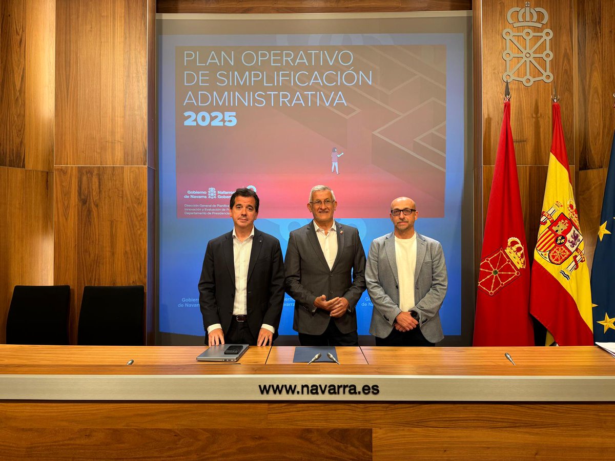 Noticias / Berriak - Gobierno de Navarra (@noticiasgob_na) on Twitter photo El vicepresidente <a href="/FelixTaberna_na/">Félix Taberna</a> y el consejero Irujo presentan 175 medidas para avanzar hacia una administración más ágil, eficiente y accesible
📎 Info: navarra.es/es/-/nota-pren… El vicepresidente <a href="/FelixTaberna_na/">Félix Taberna</a> y el consejero Irujo presentan 175 medidas para avanzar hacia una administración más ágil, eficiente y accesible
📎 Info: navarra.es/es/-/nota-pren…