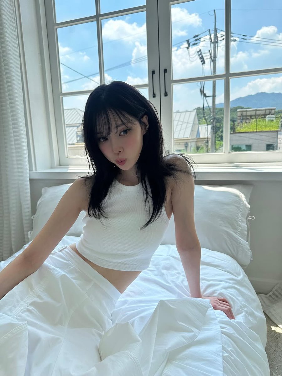 fbechaesoo's tweet image. te amo te amo te amo te amo te amo TANTO