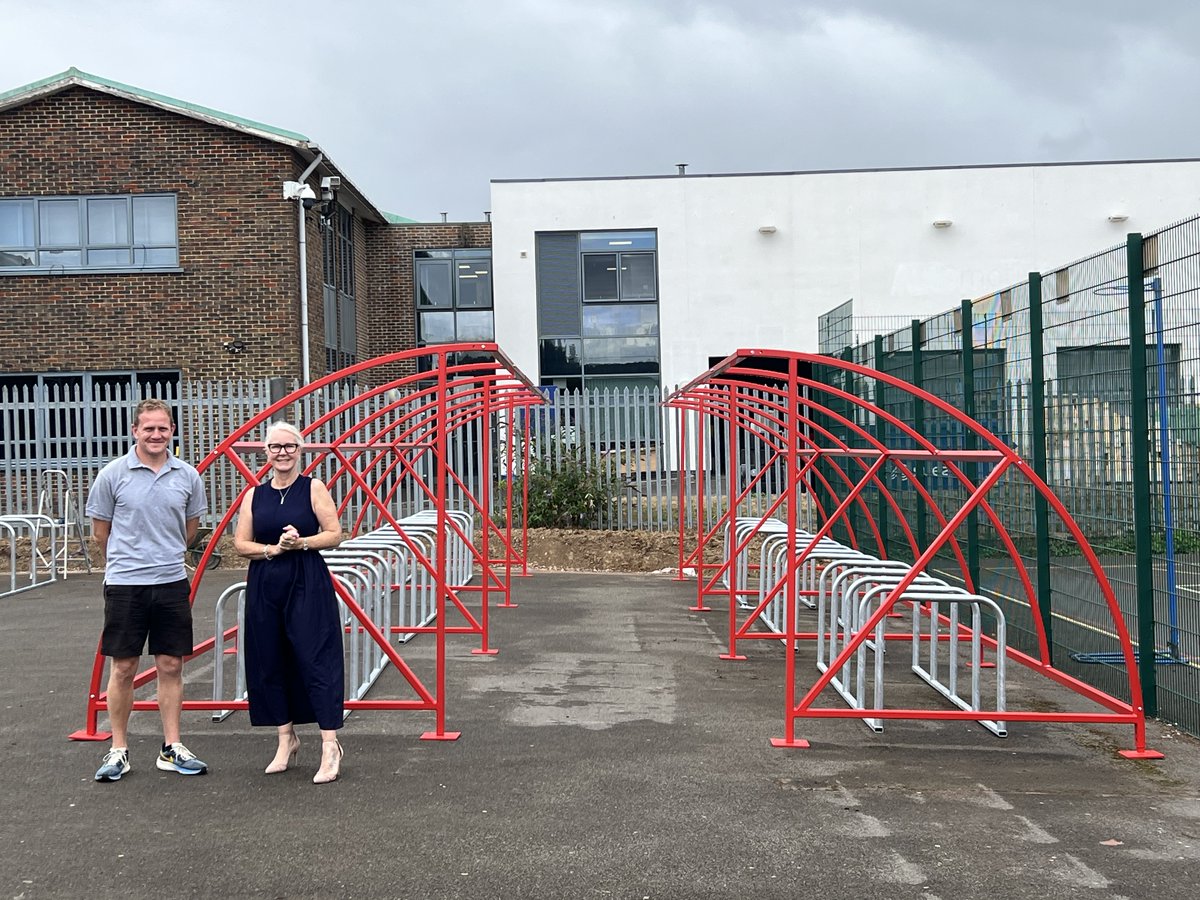 Secured by Design (@securedbydesign) on Twitter photo SBD Development Officer Lyn Poole caught up with James Baldwin from <a href="/cycleworksltd/">Cycle-Works</a> recently at a school in Eastleigh 🚲
A quick chat onsite (while the team installed cycle stands) & a great chance to mark their recent membership renewal 👏
#SecuredByDesign #CycleSecurity SBD Development Officer Lyn Poole caught up with James Baldwin from <a href="/cycleworksltd/">Cycle-Works</a> recently at a school in Eastleigh 🚲
A quick chat onsite (while the team installed cycle stands) & a great chance to mark their recent membership renewal 👏
#SecuredByDesign #CycleSecurity