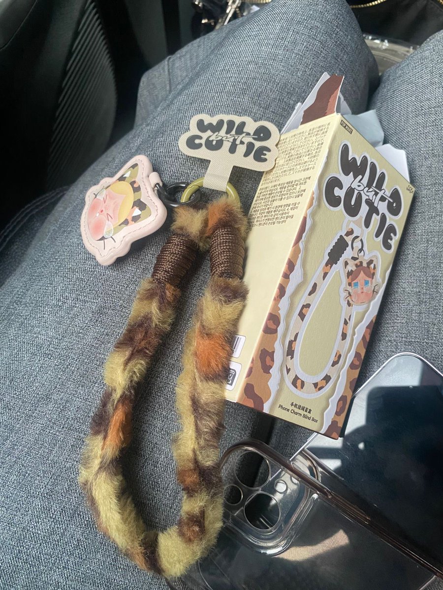 Jinjerbreadkid's tweet image. wts / want to sell - indo

cry baby 
wild but cutie - phone charm blind box 
115k 

s.shopee.co.id/9UqpynYcwS

atau mau trade juga boleh (all warna) 

#camocutie #wbc