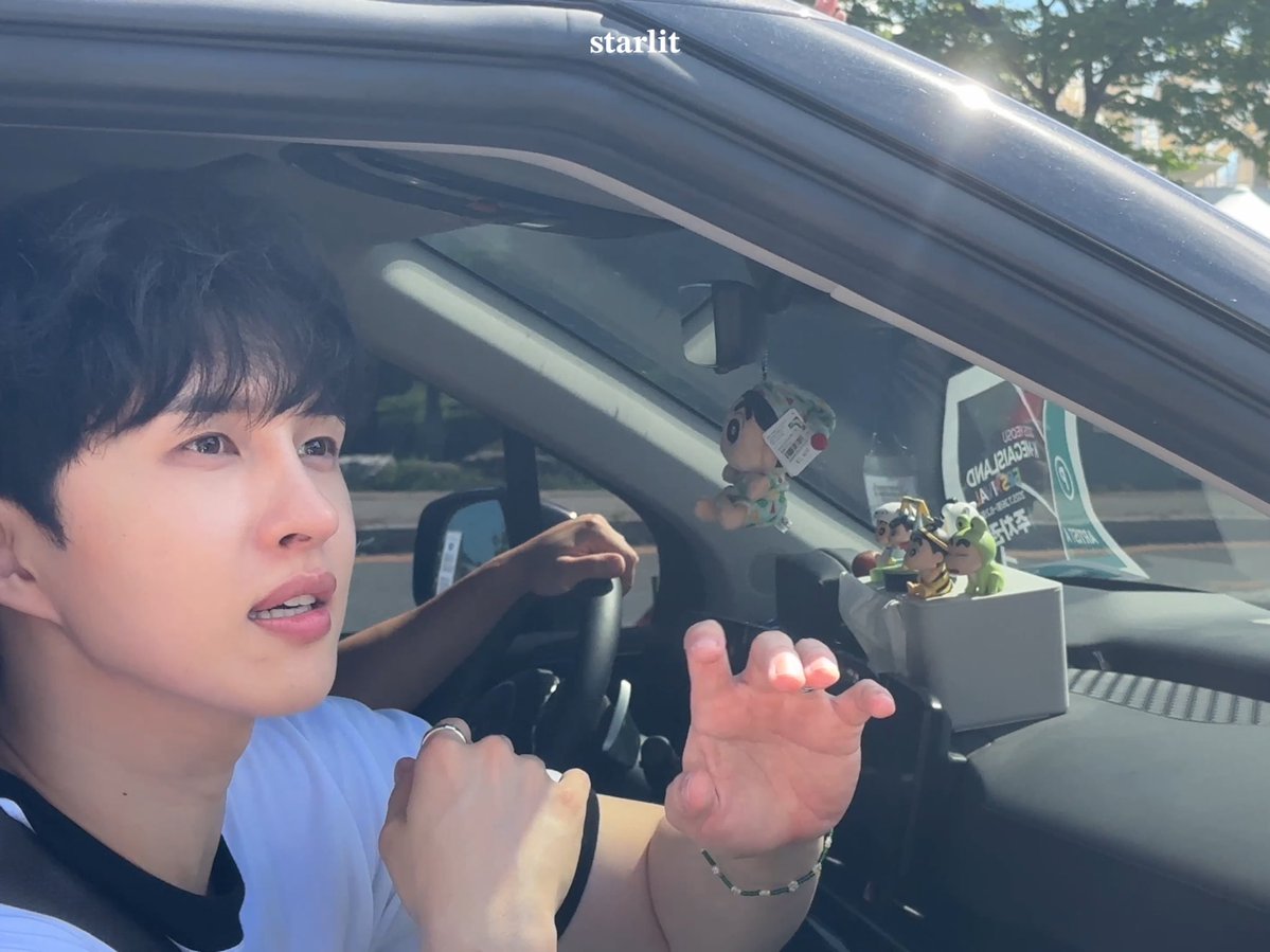starlixxt's tweet image. 250726 여수 K-메가 아일랜드 페스티벌 퇴근길
,,,,😇
#켄 #이재환 #빅스 #KEN #VIXX
@jaehwany0406