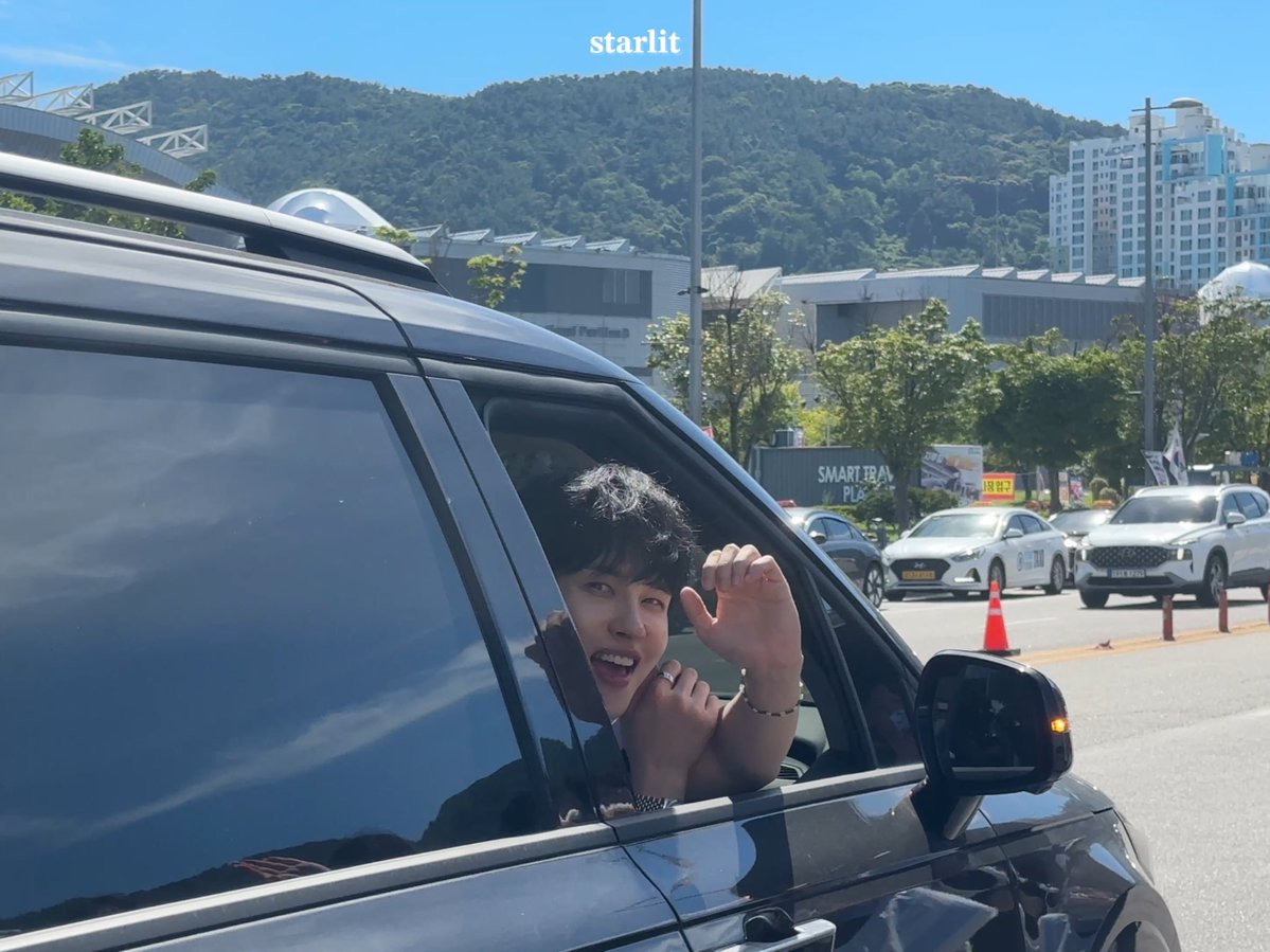 starlixxt's tweet image. 250726 여수 K-메가 아일랜드 페스티벌 퇴근길
ଘ(๑• ө•)۶ෆ
#켄 #이재환 #빅스 #KEN #VIXX
@jaehwany0406