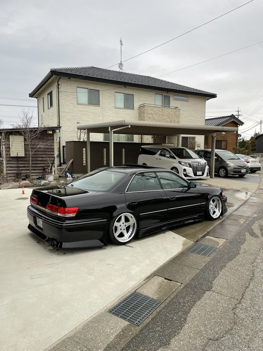 ヤンマー tweet media
