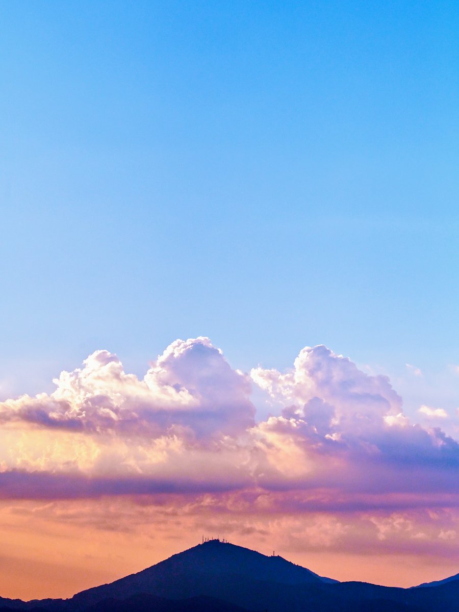 雲が綺麗だなと撮った1枚