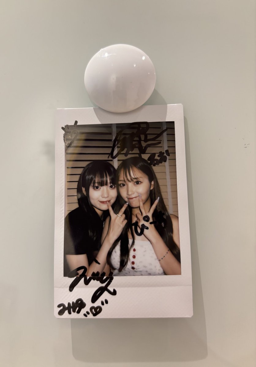 クロエ・ベネット直筆サイン入り超特大写真…エージェント・オブ・シールド