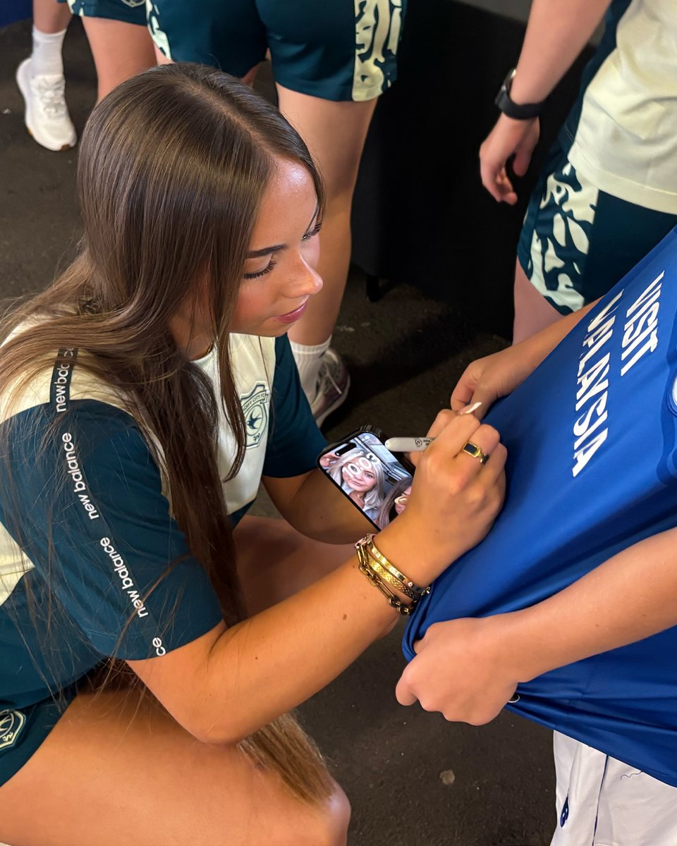 CardiffCityFCW's tweet image. Great to see you this morning, #Bluebirds! 💙

#CityAsOne