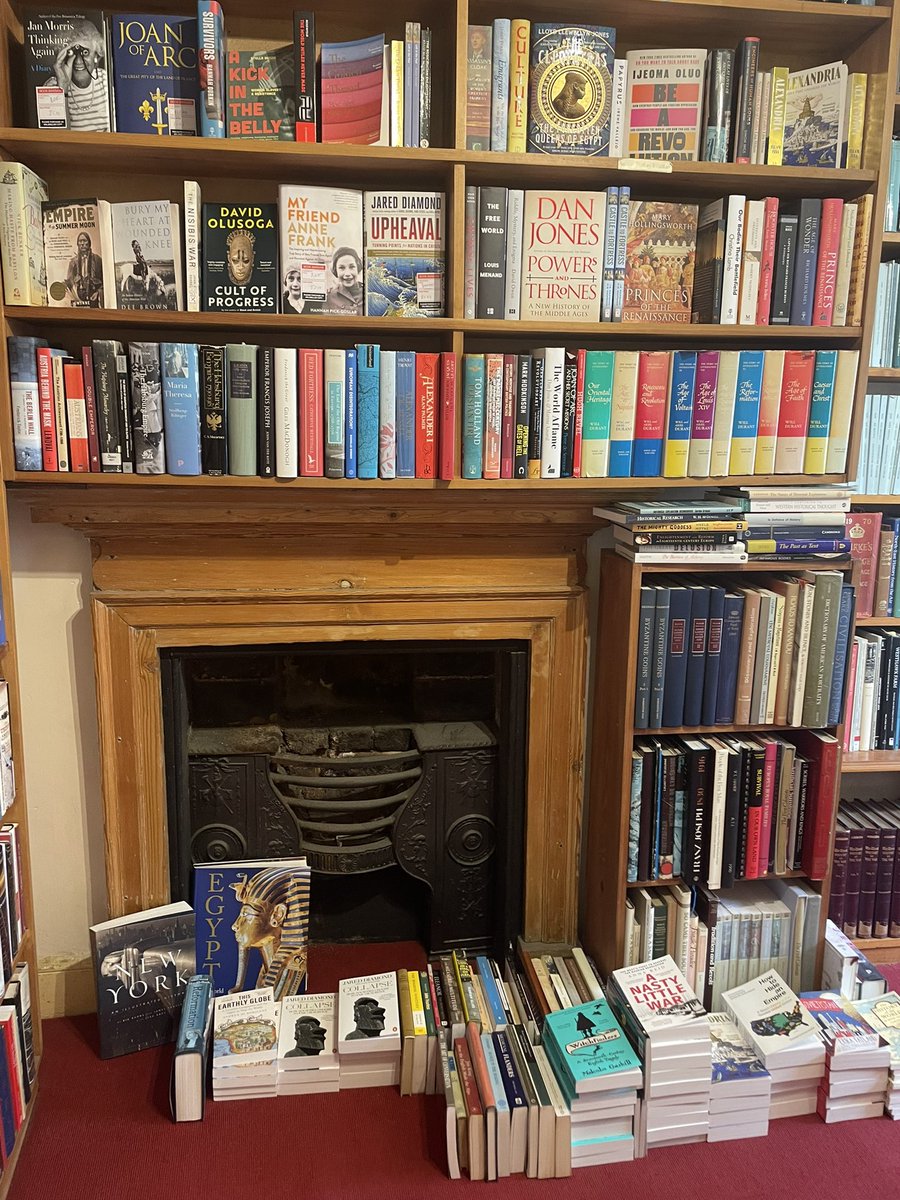 Las pasadas semanas terminé las actividades formativas 24-25 con un fantástico curso de la #EscuelaInternacional de <a href="/educacyl/">Educación JCyL</a>

El objetivo fueron las habilidades comunicativas, docentes y ‘soft skills’, además de un completo e interesante programa social en York.

<a href="/CFPIdiomas/">CFP IDIOMAS</a>