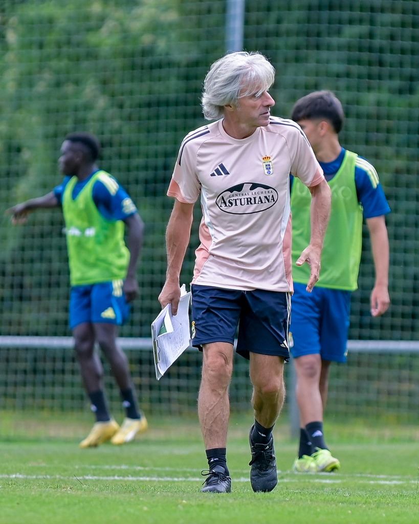 Cantera1926's tweet image. 📋 𝐔n𝐚 𝐢d𝐞a q𝐮e g𝐮í𝐚 𝐚 𝐥o𝐬 𝐧u𝐞s𝐭r𝐨s 🫡
#RealOviedoVetusta
#CanteraRO 🔵⚪️