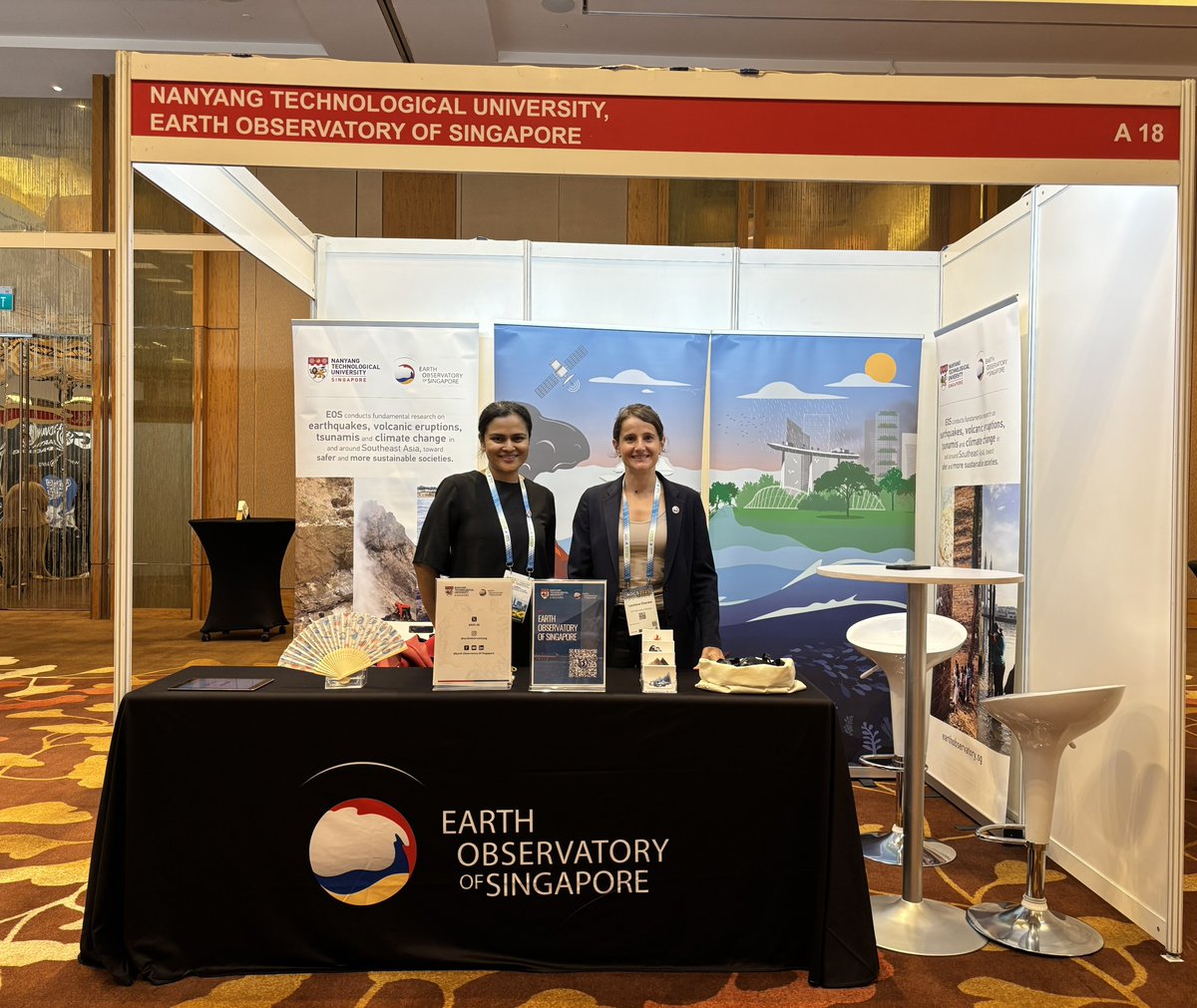 We’re at #AOGS2025 at Marina Bay Sands, Singapore—an international event promoting geosciences.
Our #EOSsg scientists are showcasing their latest research throughout the meeting. We’re also at booth A18 if you want to learn more about our work. See you there!