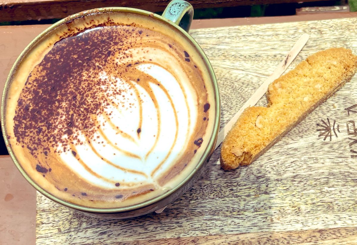 कुछ लोग ऐसे होते है 
जो नाराज रहे तो सुकून मिलता है…🩵
#coffeemocha🫶🏻 
#GoodEvening