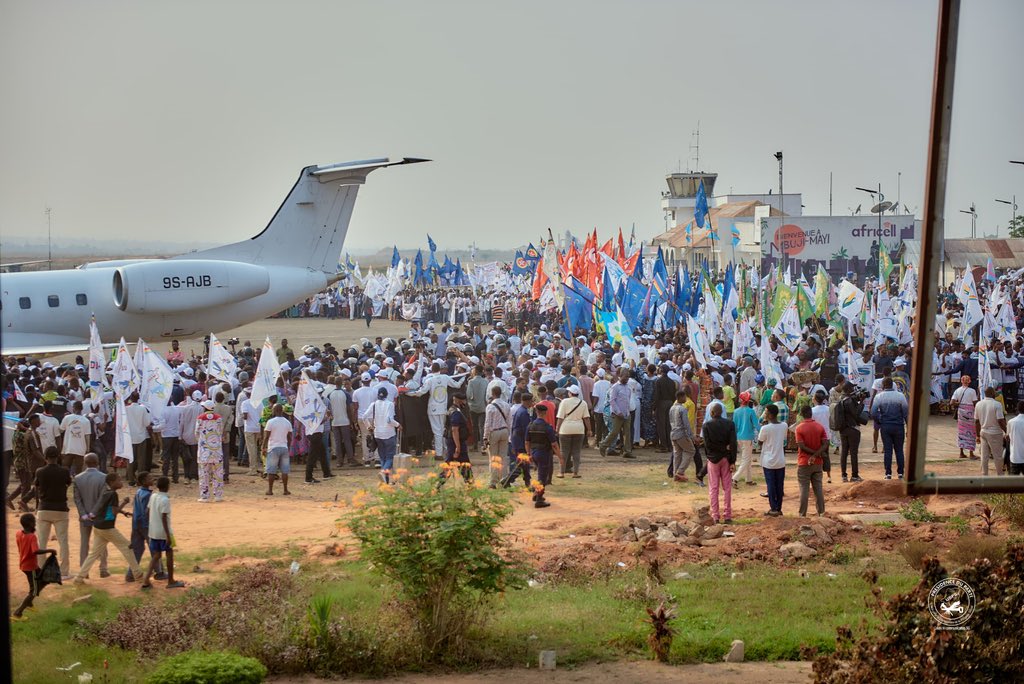 Shako_Beatrice2's tweet image. Nous vous invitons à découvrir, à travers une série d’images, les événements marquants de la journée du samedi 26 juillet 2025 dans la ville de Mbuji-Mayi. Cette journée restera historique et mémorable pour la ville de Mbuji-Mayi ainsi que pour l’ensemble des cinq territoires…