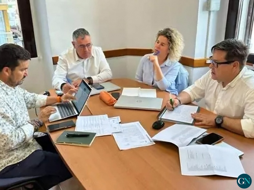 Diari Girona Notícies (@gironanoticies) on Twitter photo Junts Lloret reclama que els comerços puguin continuar oberts tot l'any: “és una necessitat, no un privilegi” gironanoticies.com/noticia/275516…
Els juntaires rebutgen la retirada del règim d'excepcionalitat horària que proposa el govern local #Lloret <a href="/JuntsLloret/">Junts Lloret de Mar</a> Junts Lloret reclama que els comerços puguin continuar oberts tot l'any: “és una necessitat, no un privilegi” gironanoticies.com/noticia/275516…
Els juntaires rebutgen la retirada del règim d'excepcionalitat horària que proposa el govern local #Lloret <a href="/JuntsLloret/">Junts Lloret de Mar</a>