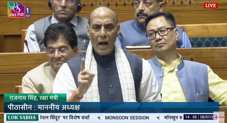 JAMMULINKS's tweet image. NEW DELHI: Defence Minister Rajnath Singh on Monday asserted that the armed force are ever vigilant to defend India&apos;s borders and Operation Sindoor was an effective and well-coordinated strike against nine terror sites.

Read: jammulinksnews.com/newsdetail/392…