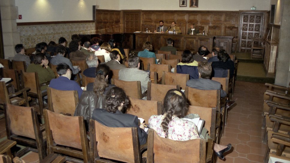 Els centres d’estudis en la cultura catalana. Trajectòria i reptes. Article de <a href="/figueras_nar/">Narcís Figueras Capdevila</a> frontissa.cat/noticia/102645…