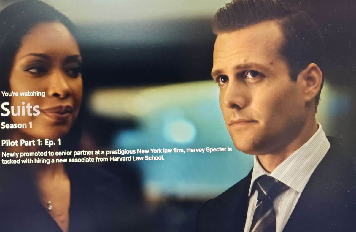 52175252600_'s tweet image. #Suits 1年かけてファイナルまで見た。亡くなったTちゃんと飲みに出かけた時、最近これを見ていると言っていたのを 亡くなってだいぶ経ってから思い出して、見始めた。Tちゃんは最後まで見たのかな
とても楽しく見れたよと報告した