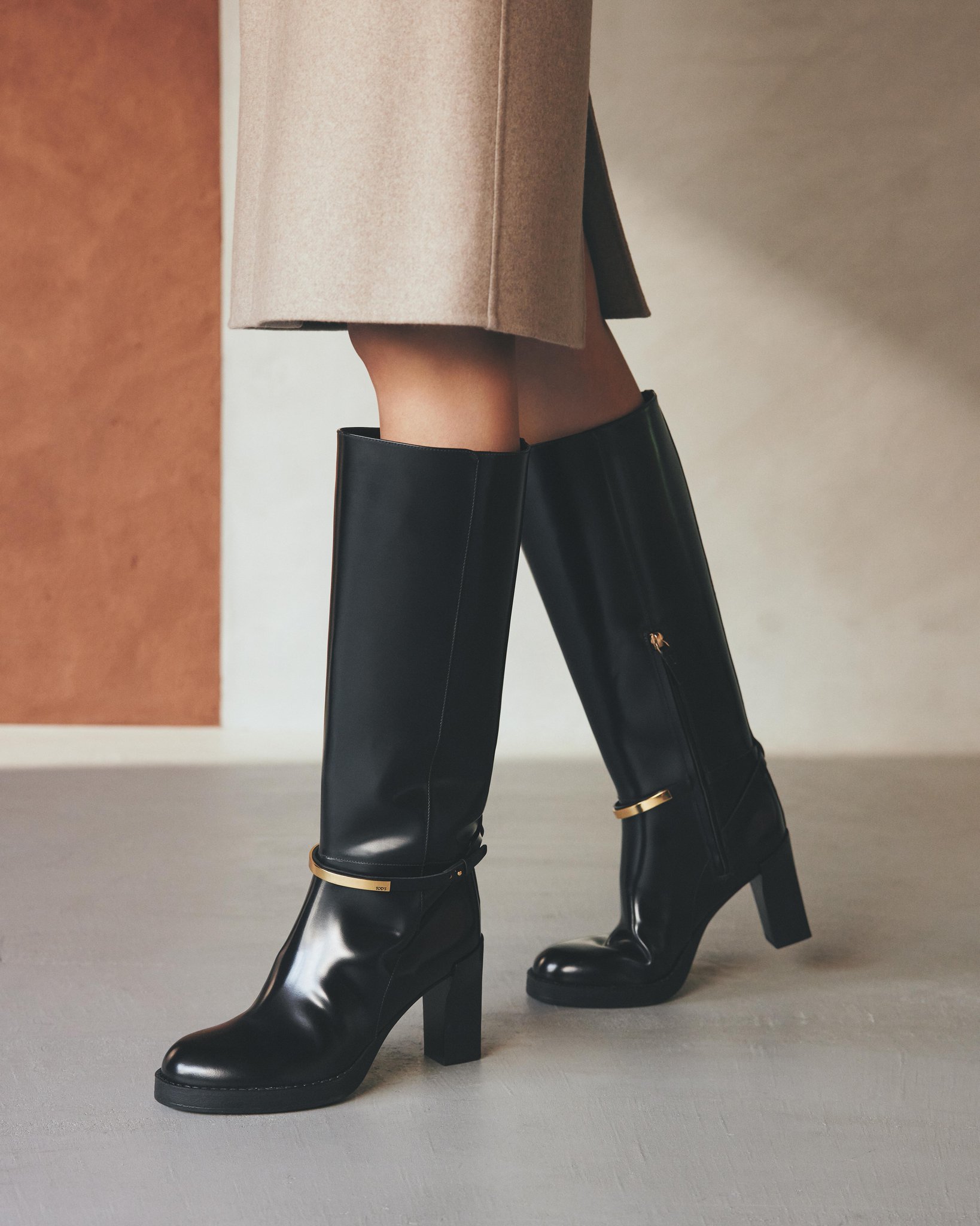 t*a様 HOW SWEET IT IS PLATFORM BOOTS 新品未使 Current Mood Swirl Applique Knee High Platform Boots - Pink