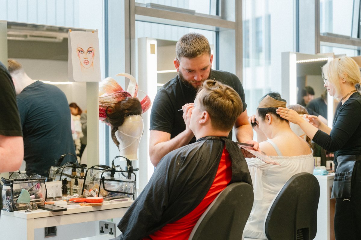 Clearing 2025 

We still have places left on some of our full-time courses. Discover your passion from computing and built environment to make-up artistry and hospitality - we've got something for everyone.

Apply now start August &gt;&gt; socsi.in/Evtvn