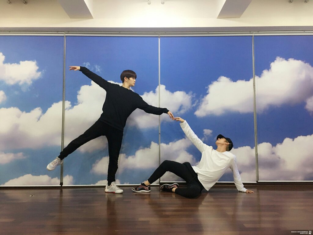 mykittyyuno's tweet image. 재현이는 정말 알다가도 모르겠어