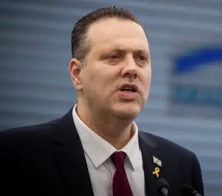 warintel4u's tweet image. ⚡️Israeli Sports Minister Miki Zohar says our government is the most honest government in the world.

What are your thoughts on this ?