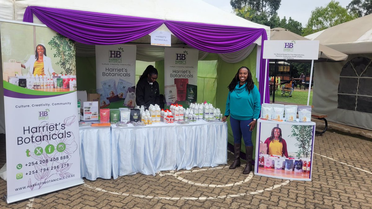HarrietsBotani1's tweet image. What an incredible day we had at the Nairobi Chapel Market on July 27th! Our hearts are overflowing with gratitude for everyone who stopped by to explore our traditional, natural supplements and connect with the Harriet's Botanicals family.💜
