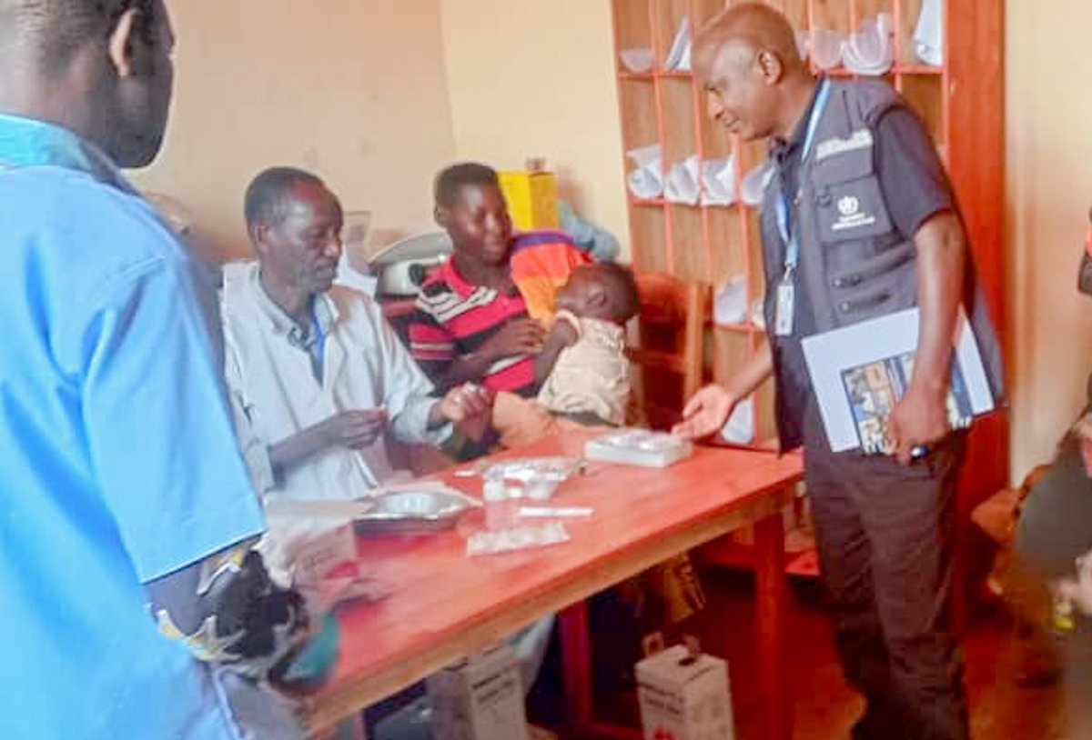 WHO Burundi (@whoburundi) on Twitter photo Avec l’appui de l’OMS, des missions de supervision ont été menées avec le <a href="/mspls_bdi/">Ministère de la Santé Publique Burundi(MSPLS)</a> dans le cadre de la campagne de riposte contre la rougeole et la rubéole en cours dans 8 districts sanitaires du 🇧🇮.
🎯Objectif : vacciner plus de 369 567 enfants âgés de 6 à 59 mois. Avec l’appui de l’OMS, des missions de supervision ont été menées avec le <a href="/mspls_bdi/">Ministère de la Santé Publique Burundi(MSPLS)</a> dans le cadre de la campagne de riposte contre la rougeole et la rubéole en cours dans 8 districts sanitaires du 🇧🇮.
🎯Objectif : vacciner plus de 369 567 enfants âgés de 6 à 59 mois.