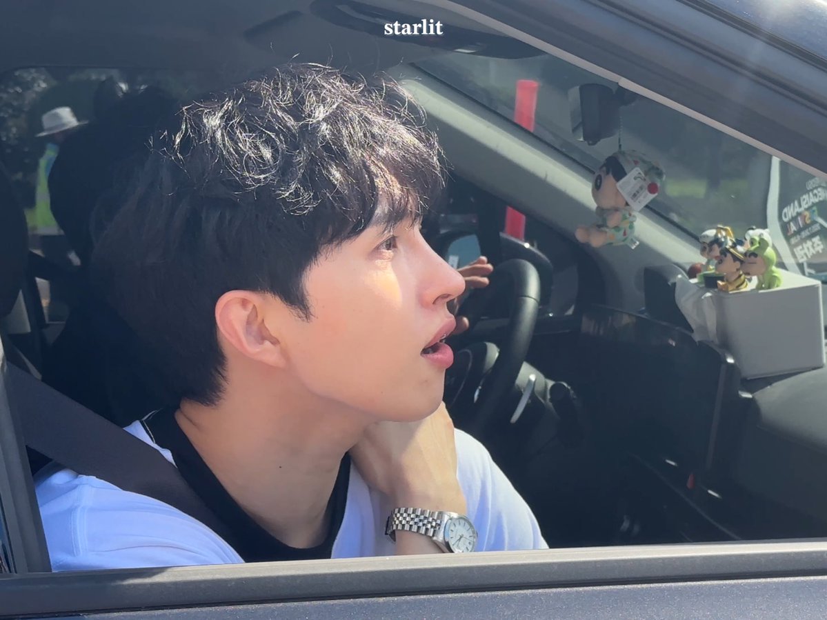 starlixxt's tweet image. 250726 여수 K-메가 아일랜드 페스티벌 퇴근길
💗
#켄 #이재환 #빅스 #KEN #VIXX
@jaehwany0406