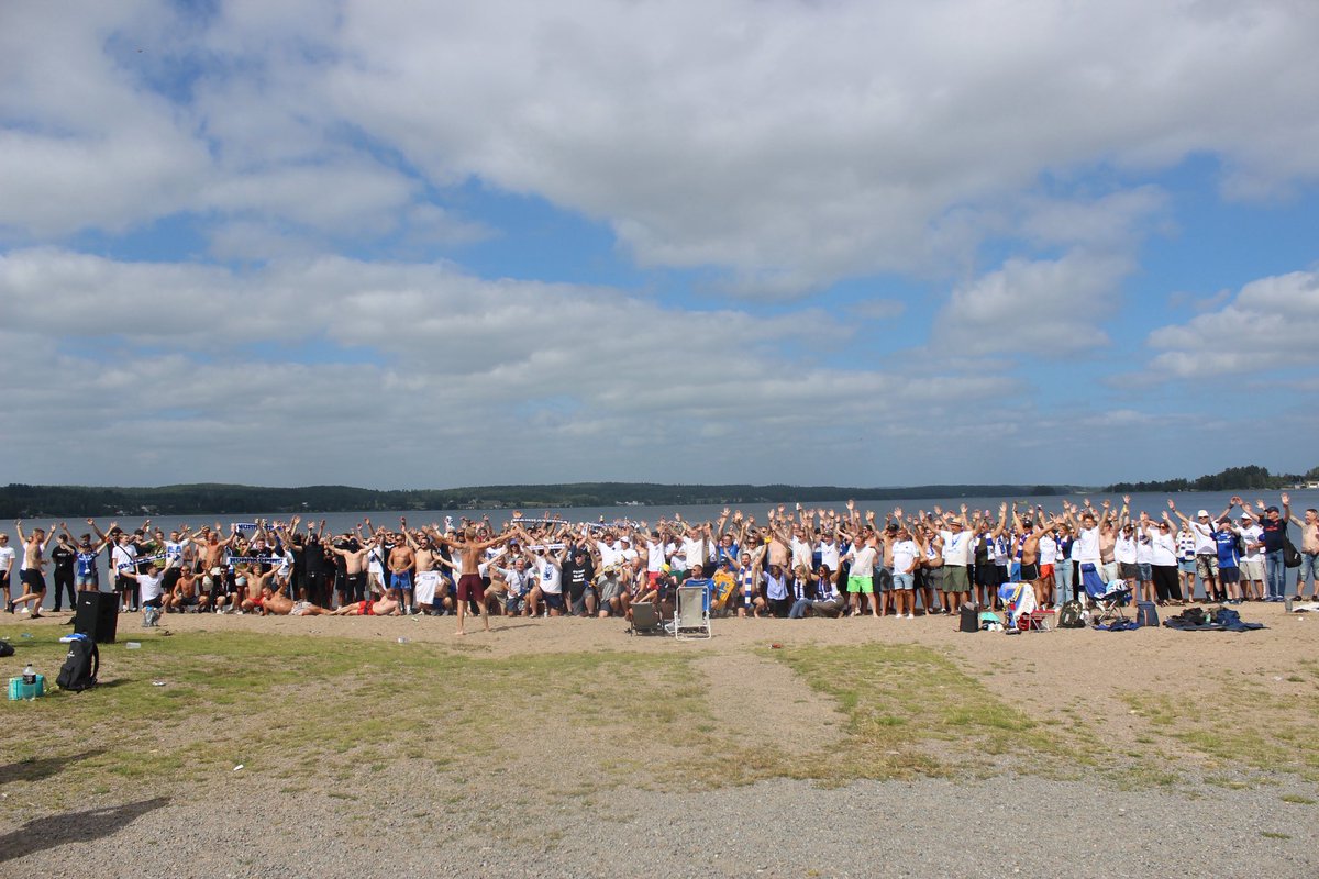 Pekings tifogrupp tweet media