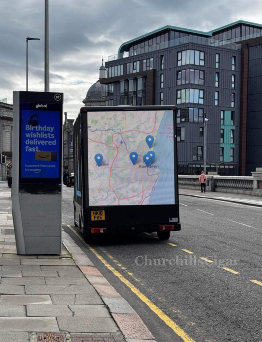 Parked outside HMT #Aberdeen 
(Locations of migrant hotels) 🇬🇧