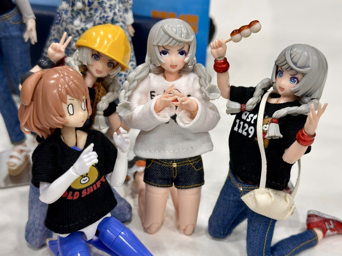 old_shift_'s tweet image. 一体赤ずきんが何人いるんだ？