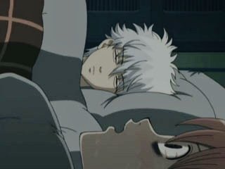 gintoki_ful's tweet image. 긴토키 이런 식으로 사람 쳐다보는 거 법으로 금지시켜야 함. 귀찮음 많은 남자가 은근히 다 받아주는 게 너무 유죄임. 그리고 진짜 관심 없는 것처럼 쳐다보면서 옆 사람한테 집중하고 있다는 점이 미치게 만듦🤦🏻‍♀️ 이런 남자가 위기의 순간이 오면 눈 빛내면서 씩 웃어준다는 게 최종 좋음의 완성임