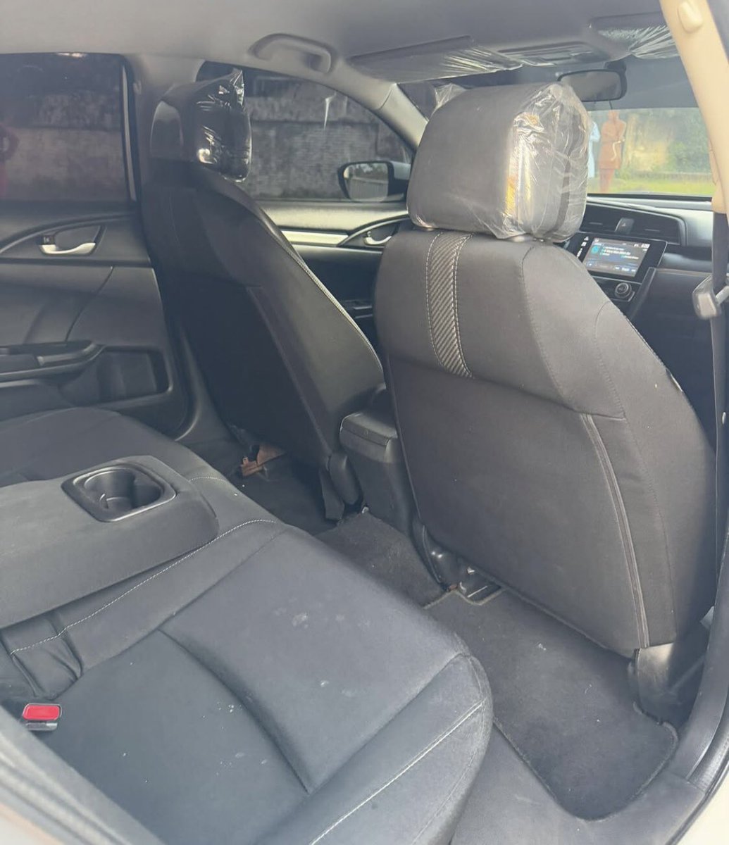 Automall_ng's tweet image. Foreign used Honda Civic 2016 model
Price:17m
Duty: paid
Location: Kaduna
@__yellows @abujastreets
Retweet pls馃檹 @Carsnationn @Waspapping_