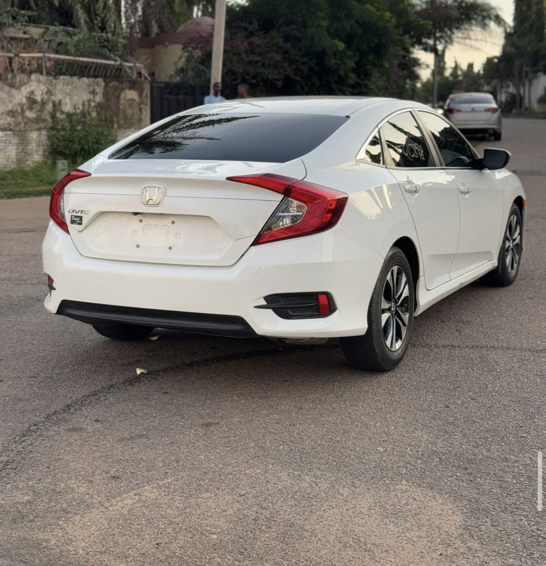 Automall_ng's tweet image. Foreign used Honda Civic 2016 model
Price:17m
Duty: paid
Location: Kaduna
@__yellows @abujastreets
Retweet pls馃檹 @Carsnationn @Waspapping_