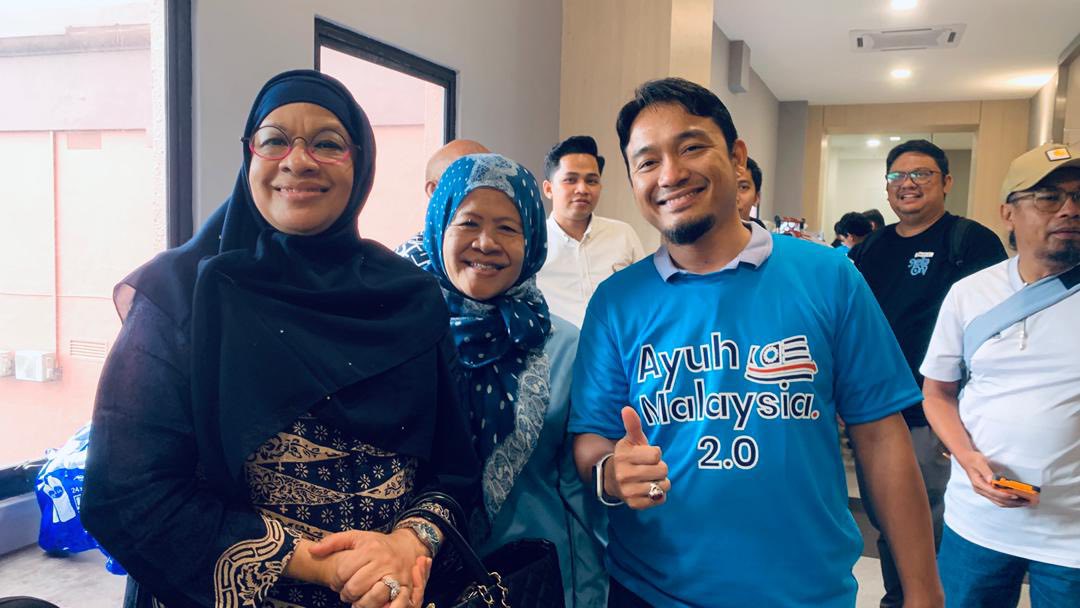 md_zuwairi's tweet photo. rakyat jaga rakyat

Reformasi Malaysia 🇲🇾!

#RafiziRamli #AyuhMalaysia2.0 #Reformasi2.0 https://t.co/5L8KXg1c5E
