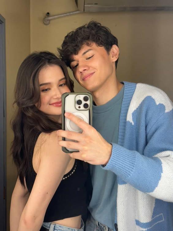 _kiraluv's tweet image. π· | βBOOKCLUB πβ IG broadcast channel update, sent by Josh! π€β¨
@Kbalinger | #KiraBalinger | kira balinger