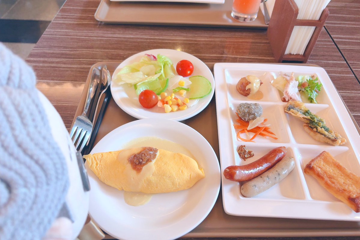 aorablu's tweet image. 新しいぬいちゃんと一緒に帰路に!
今回はちゃんと連れて帰れてます…!
紛失からもう3ヶ月経ち、希望は薄いかもしれませんが、見つかることを祈り、引き続き捜索は続けていきます…!
拡散にご協力いただいたり、心配のお声をかけてくださったりと、本当にありがとうございました🙇♂️