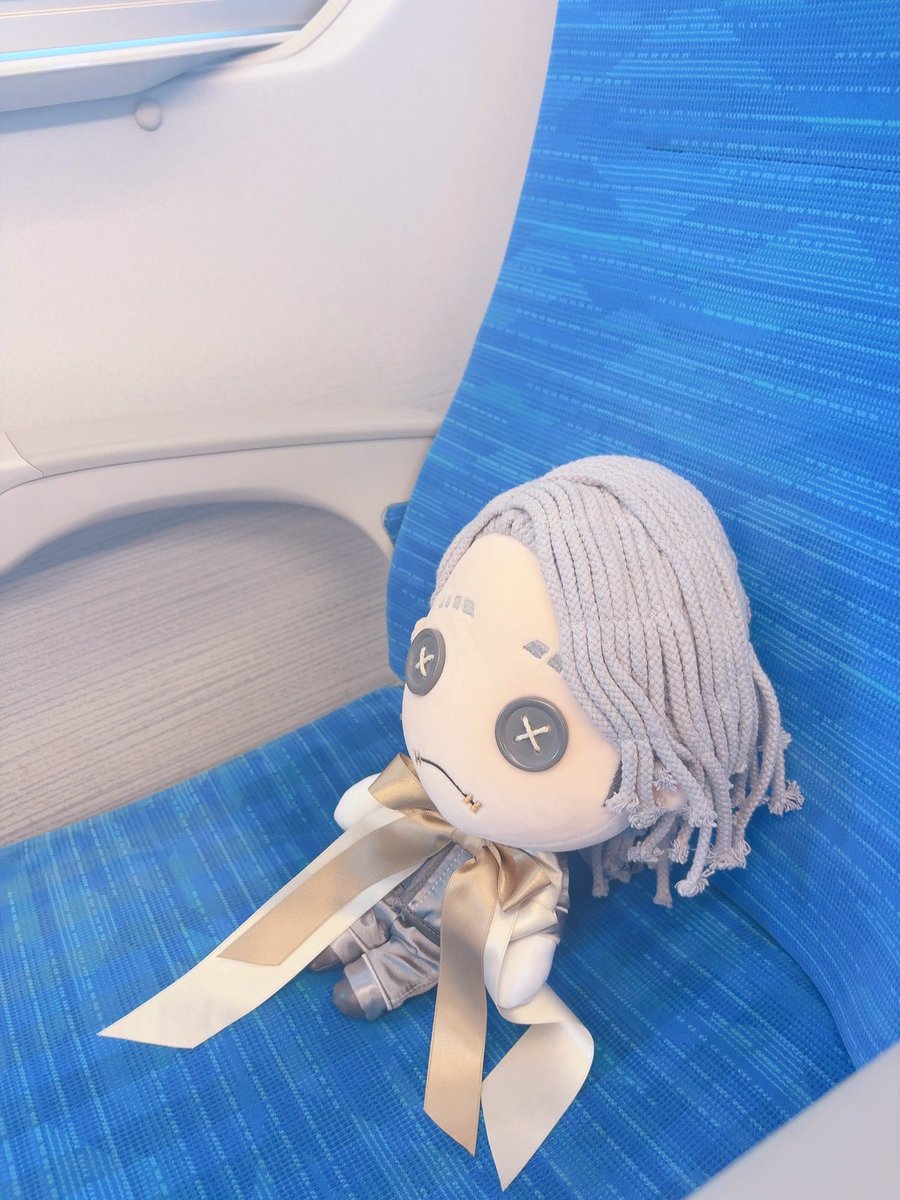 aorablu's tweet image. 新しいぬいちゃんと一緒に帰路に!
今回はちゃんと連れて帰れてます…!
紛失からもう3ヶ月経ち、希望は薄いかもしれませんが、見つかることを祈り、引き続き捜索は続けていきます…!
拡散にご協力いただいたり、心配のお声をかけてくださったりと、本当にありがとうございました🙇♂️