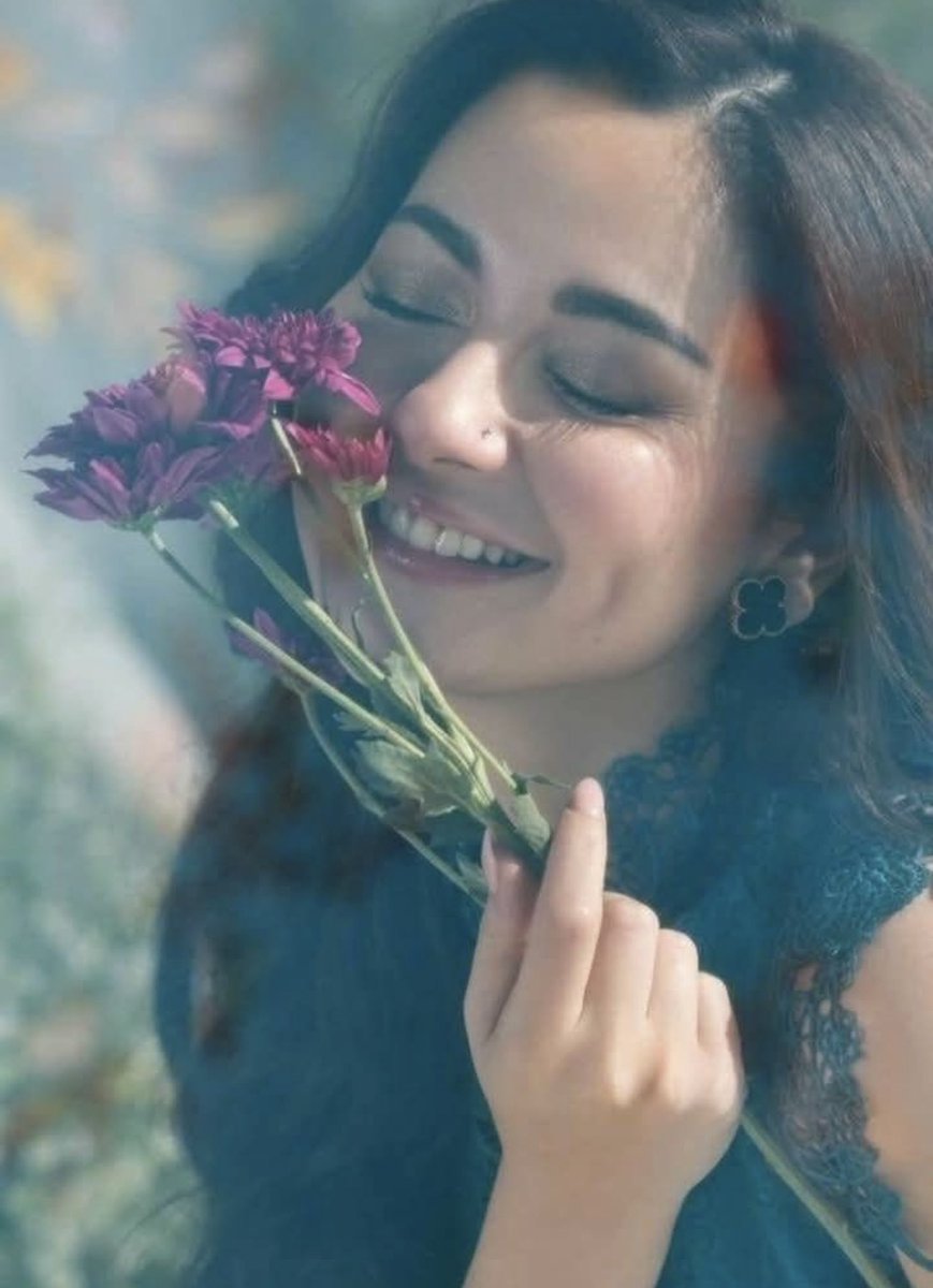 nagmah32's tweet image. ssmiia1412s.sarahah.proهاتو نقرأ رسائلكم